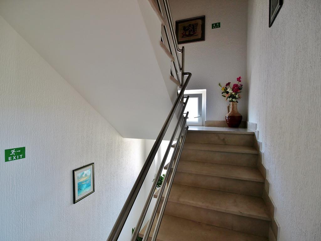 Jaska Anica Apartments Supetarska Draga Exteriér fotografie