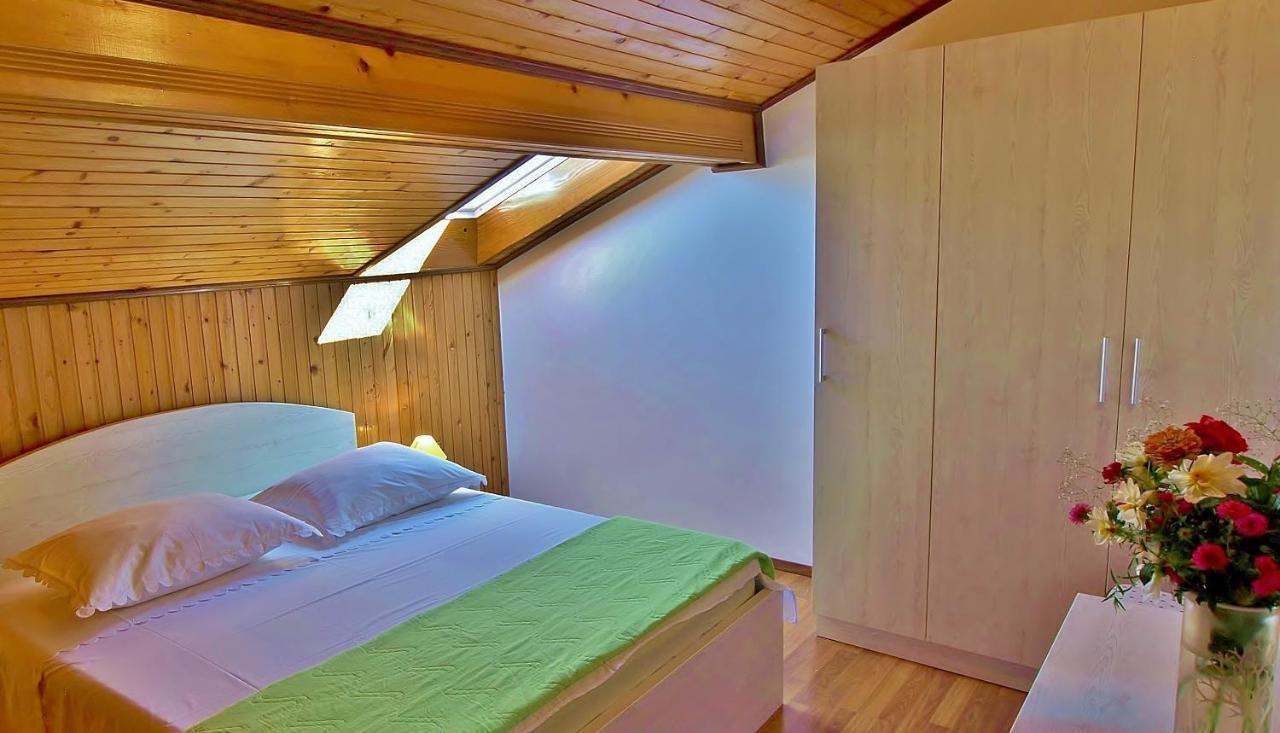 Jaska Anica Apartments Supetarska Draga Exteriér fotografie