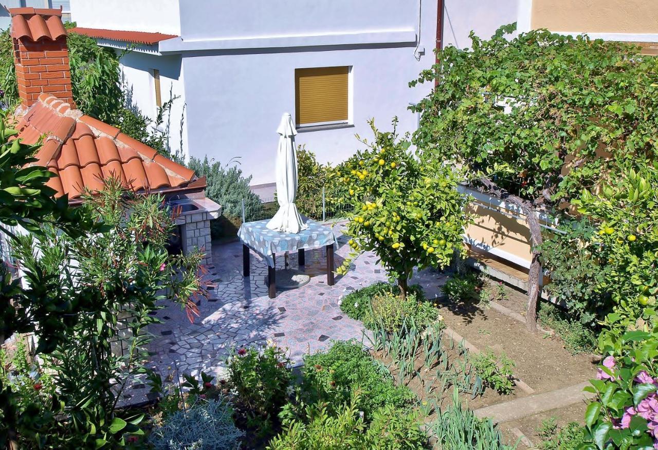 Jaska Anica Apartments Supetarska Draga Exteriér fotografie